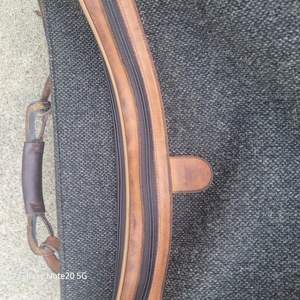VTG HARTMANN LUGGAGE TWEED LEATHER 22